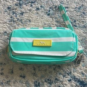Waterproof wristlet